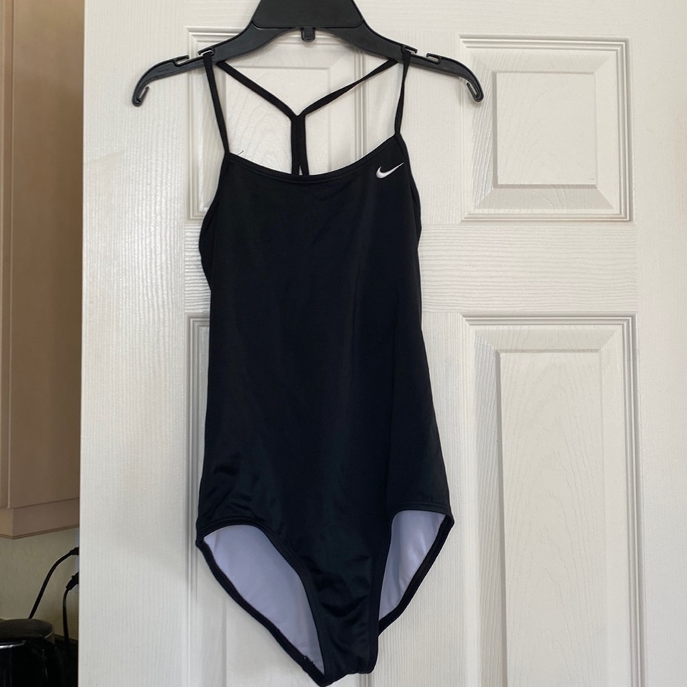 Nike Girls Black Swimsuit 🖤